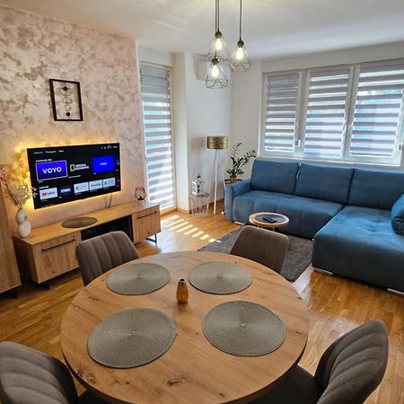 Apartment Ela Subotica Esterno foto
